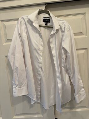 Kenneth Cole Reaction Men's White Dress Shirt, size large slim fit